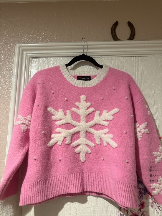 33 Degrees Sweaters - 32 Degrees Pink Crewneck Sweater with White Snowflake and Pearl Accents